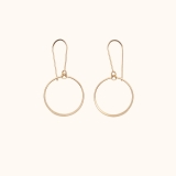 Betsy & Iya’s Gold Circle Earrings: My Everyday Essential