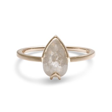 Betsy & Iya’s Ignis Ring: My New Everyday Sparkle