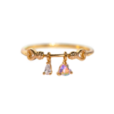 Extraordinary Gift – Crystal Heart Dangle Ring