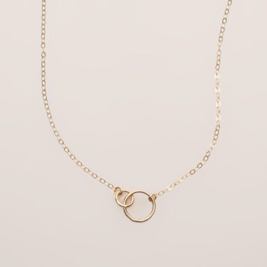 Betsy & Iya’s Tiny Links: My Everyday Necklace Obsession