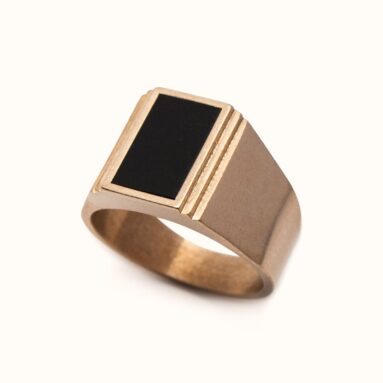 Betsy & Iya’s Silhueta Ring: My New Everyday Favorite