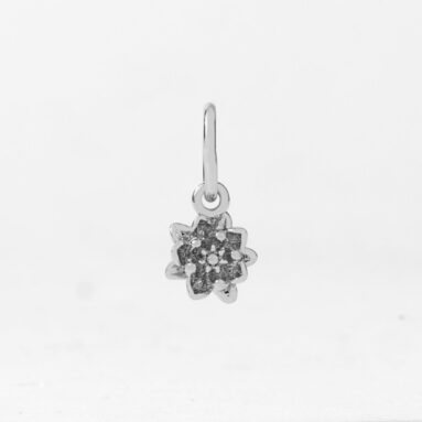 Top-notch Gift – July Water Lily Birth Flower Pendant – Think Goodness