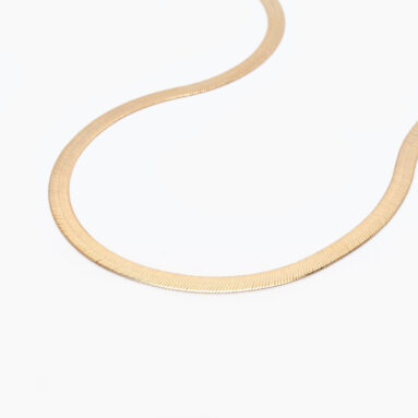 Betsy & Iya’s Herringbone Necklace: My Everyday Essential