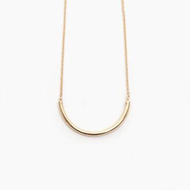 Betsy & Iya’s Curved Bar Necklace: My Everyday Essential