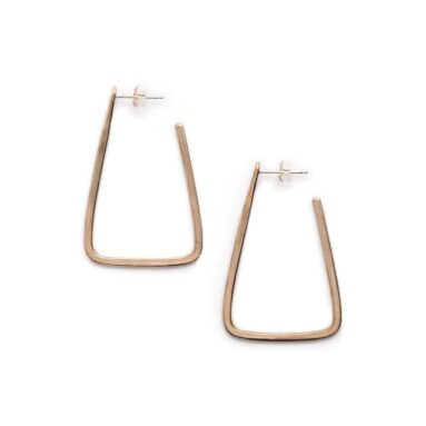 Betsy & Iya Nama Hoops: My Everyday Earring Obsession