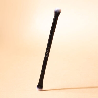Fine Gift – Dual Ended Eye Shadow Brush – Think Goodness