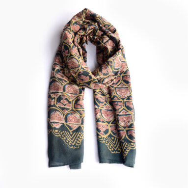 Betsy & Iya’s Emerald Scarf: My New Everyday Essential
